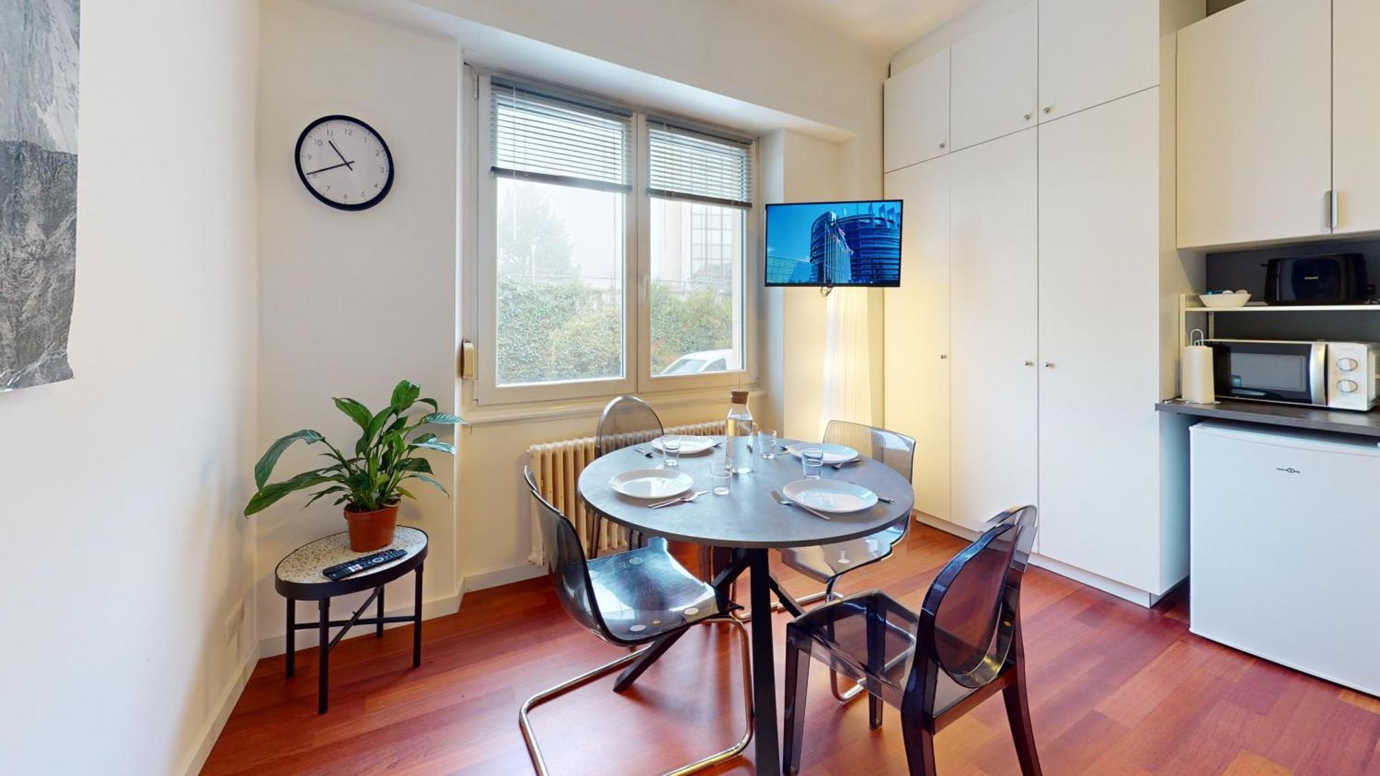 Les Appartements Du General Uhrich - Proche Parlement Straatsburg Buitenkant foto